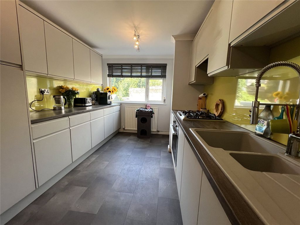 Property photo 2 of 13 Picture No. 08