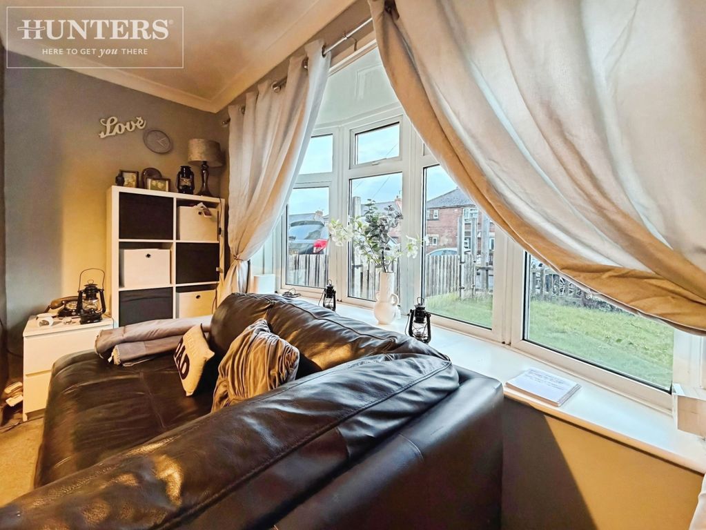 Property photo 2 of 12 Pbox-Img.Jpg