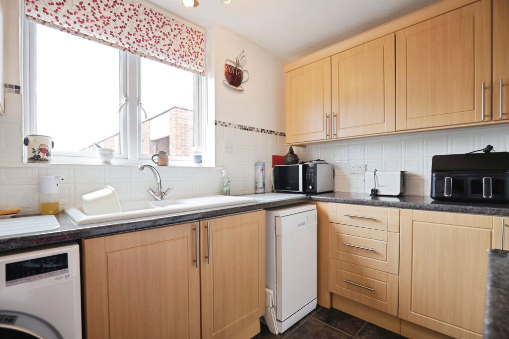 Property photo 3 of 15