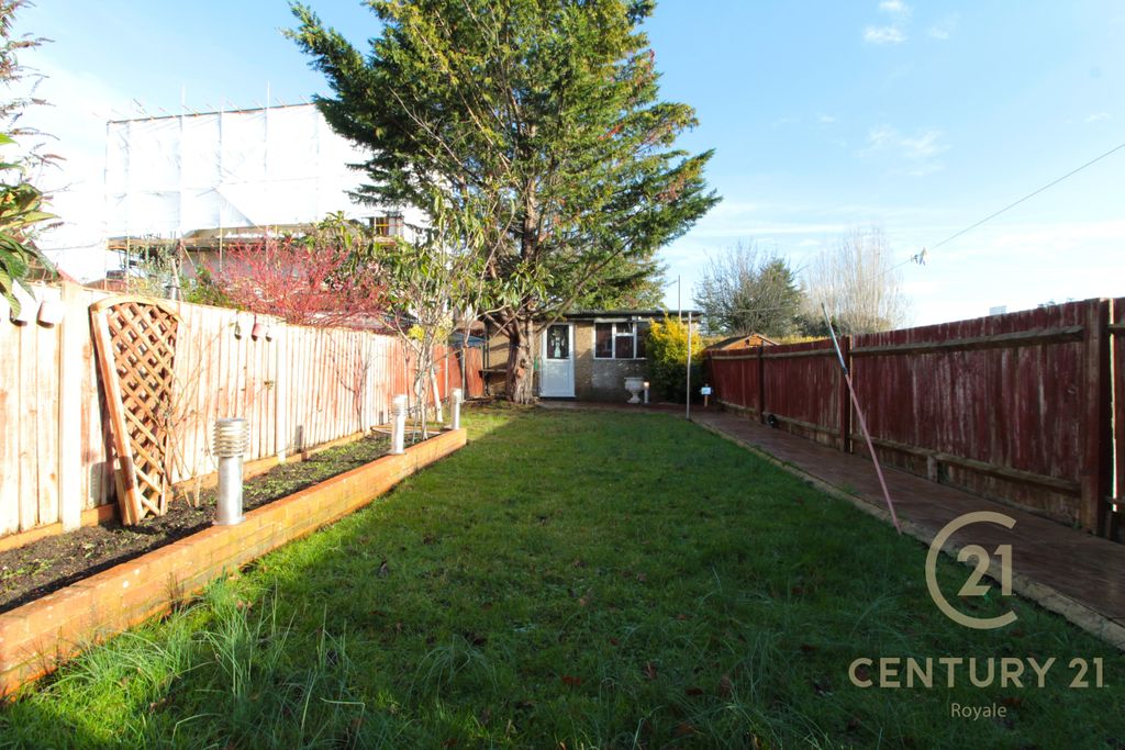 Property photo 2 of 15