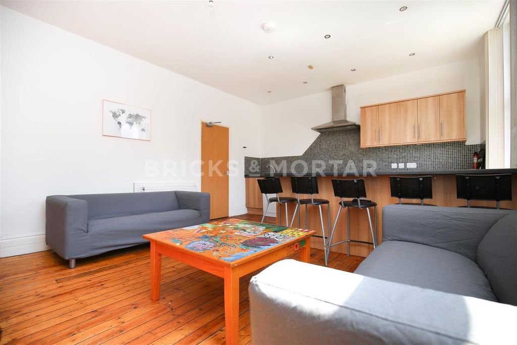 Property photo 2 of 13 2.Jpg