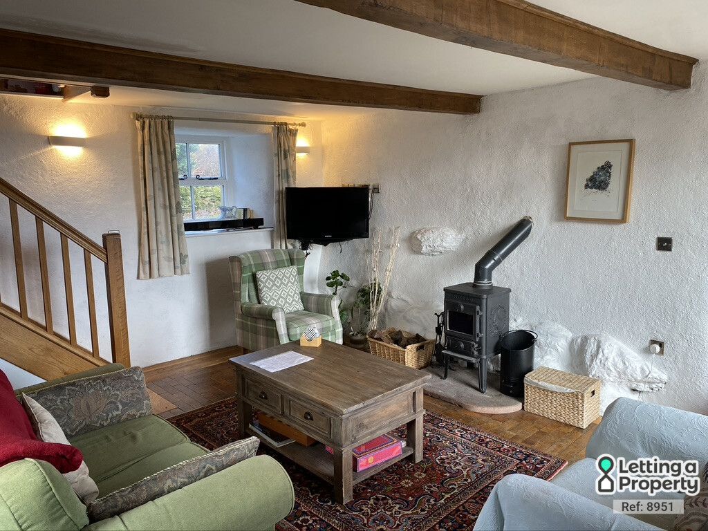 Property photo 3 of 11