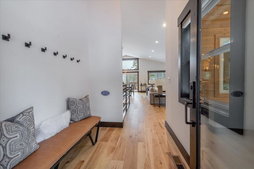 Property photo 2 of 27 <Alttext/>