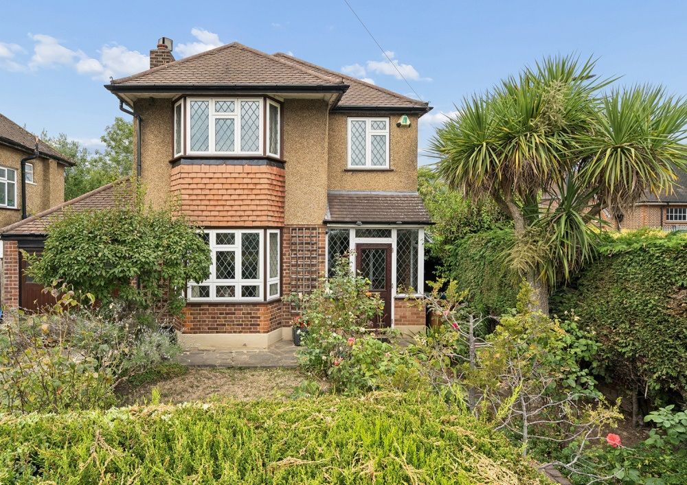Property photo 1 of 18