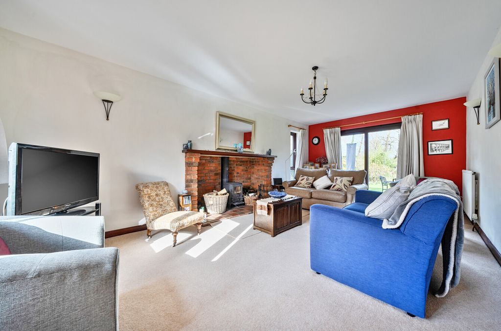 Property photo 3 of 18 1425388-10-69B002...