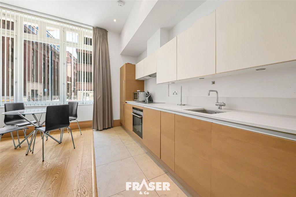 Property photo 2 of 14 Picture No. 05