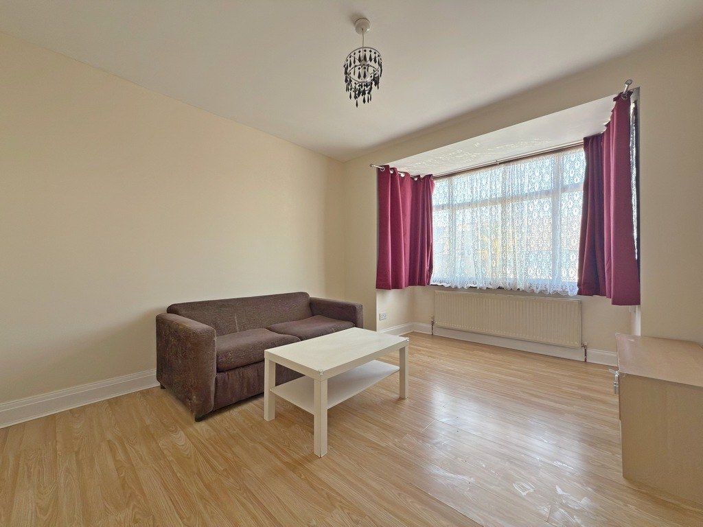 Property photo 2 of 5 Gallery