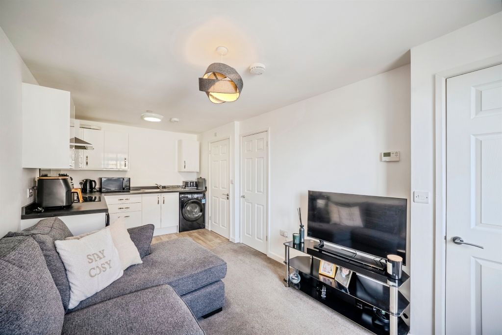 Property photo 3 of 20