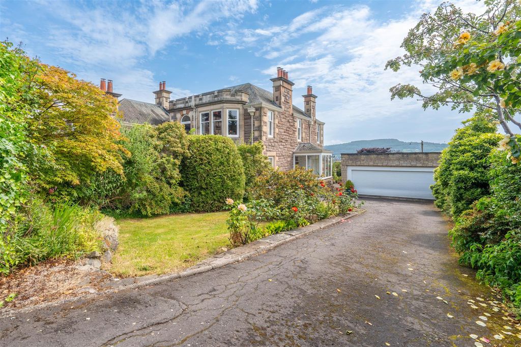 Additional image 45 of 4 bed flat for saleGlasgow Road, Perth PH2