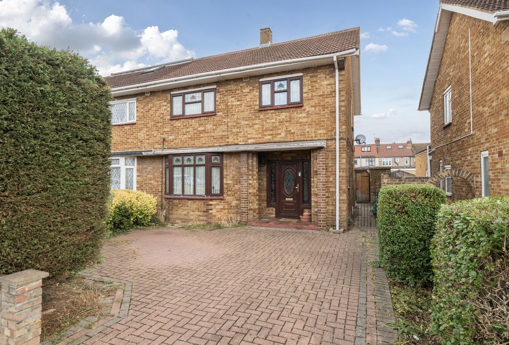Property photo 1 of 14 1347943-16-68B9Ab...