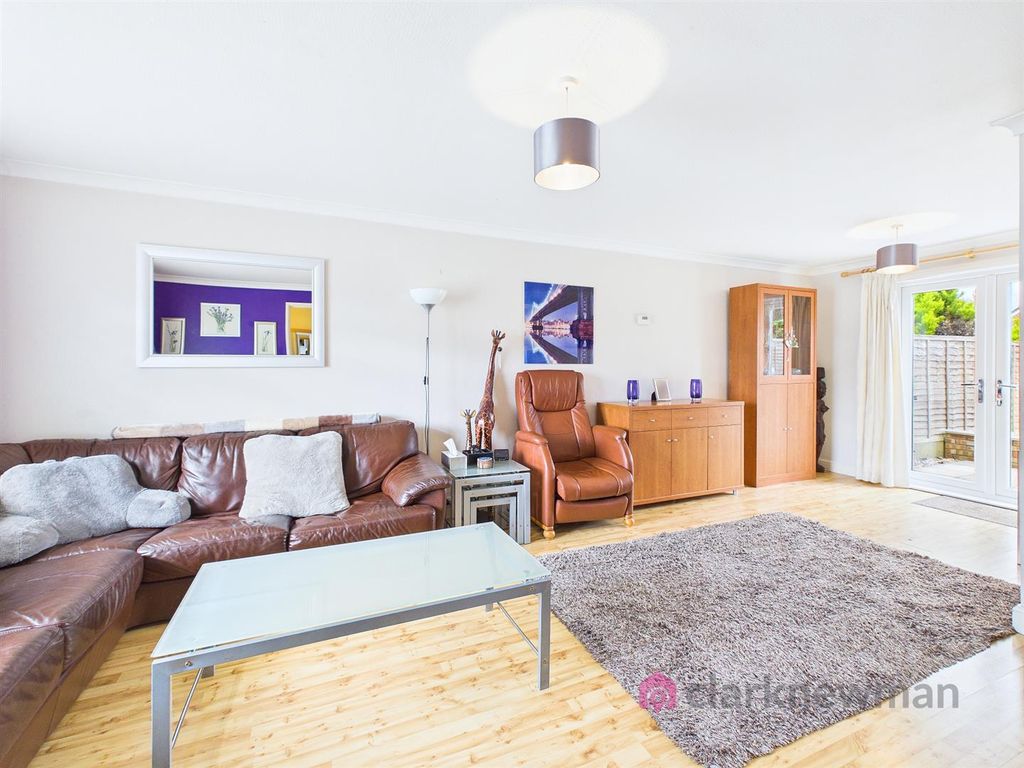 Property photo 3 of 14 Lounge/Diner