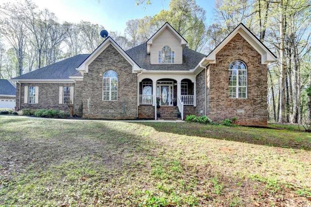 Property photo 1 of 31