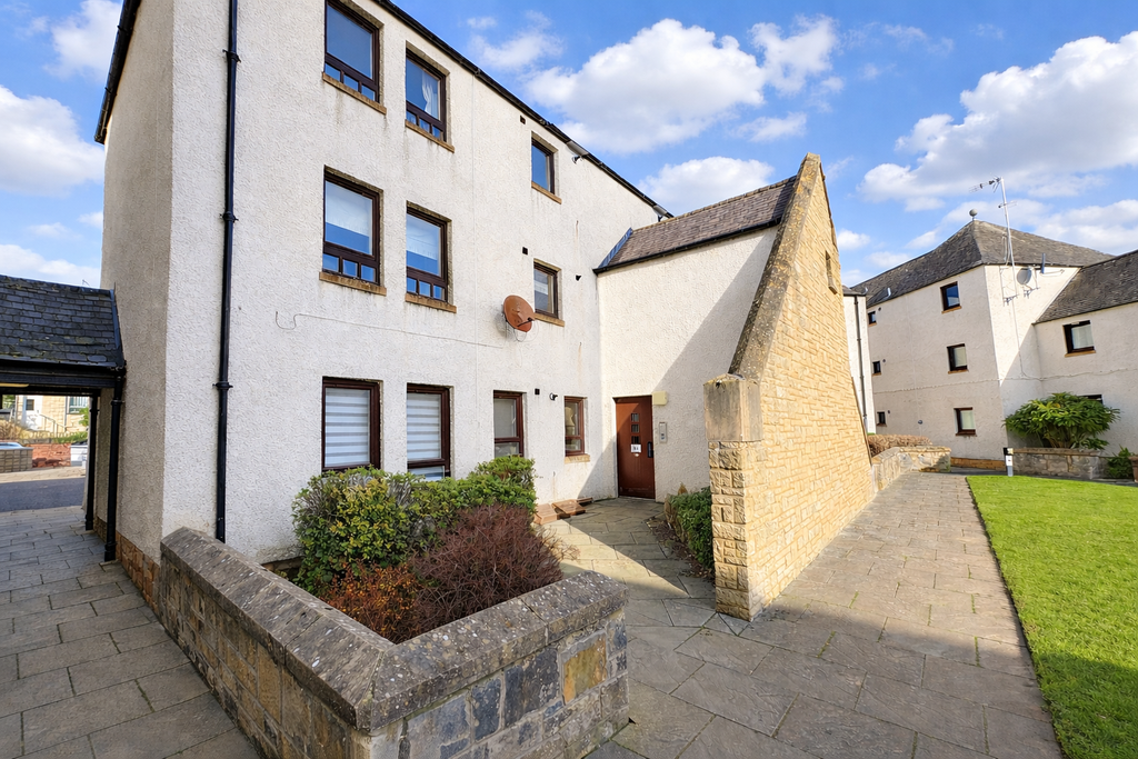 Property photo 1 of 6