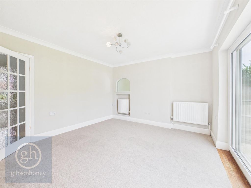 Property photo 2 of 16 Cam05080G0-Pr0406-Still004.Jpg