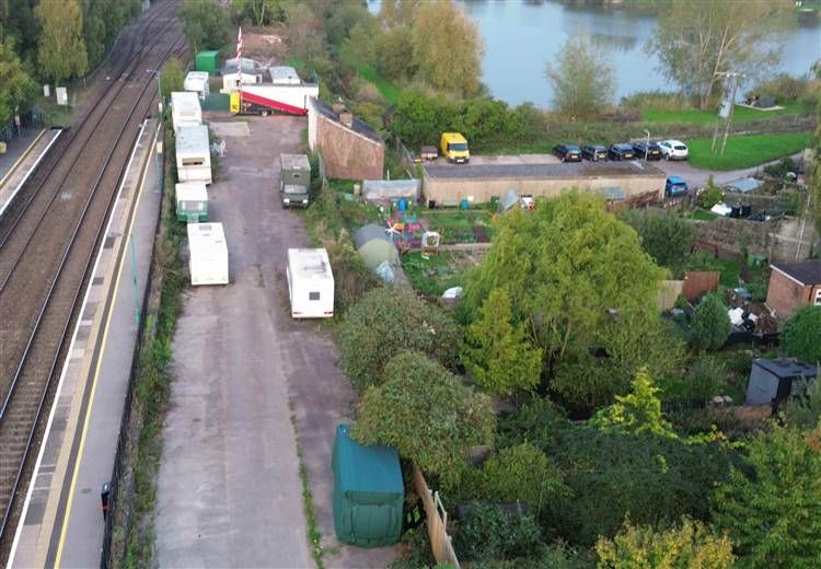 Property photo 1 of 8