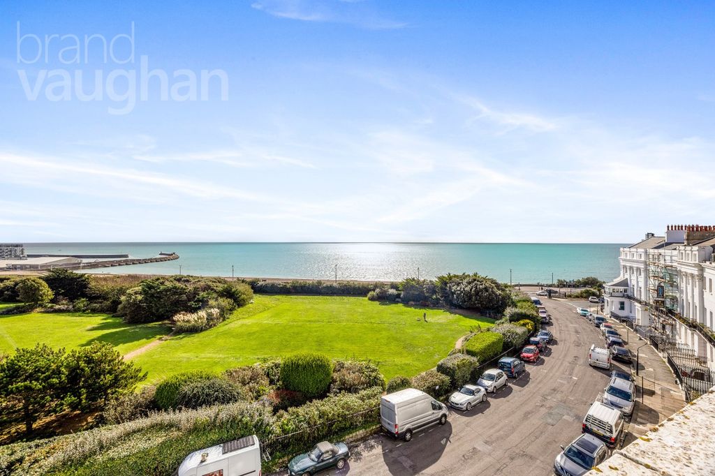 Property photo 2 of 19 Picture No. 31