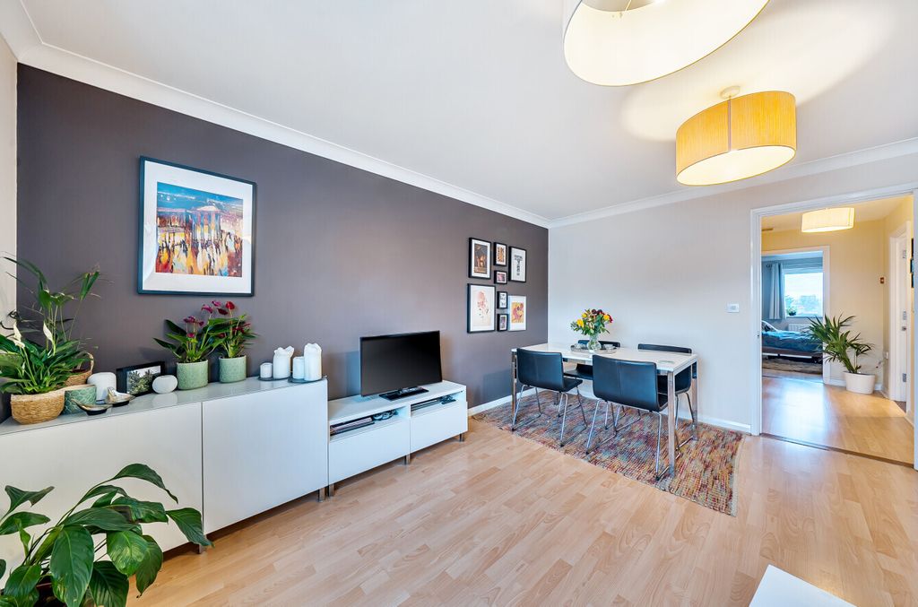 Property photo 2 of 15 Picture No. 07