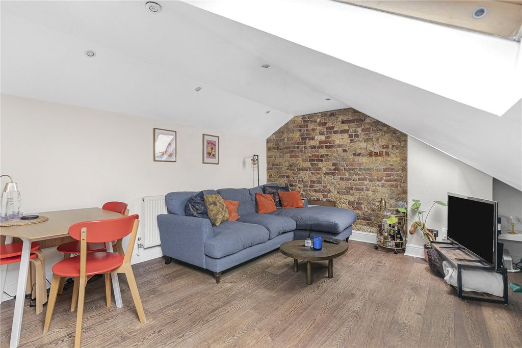 Property photo 2 of 15 Reception Room