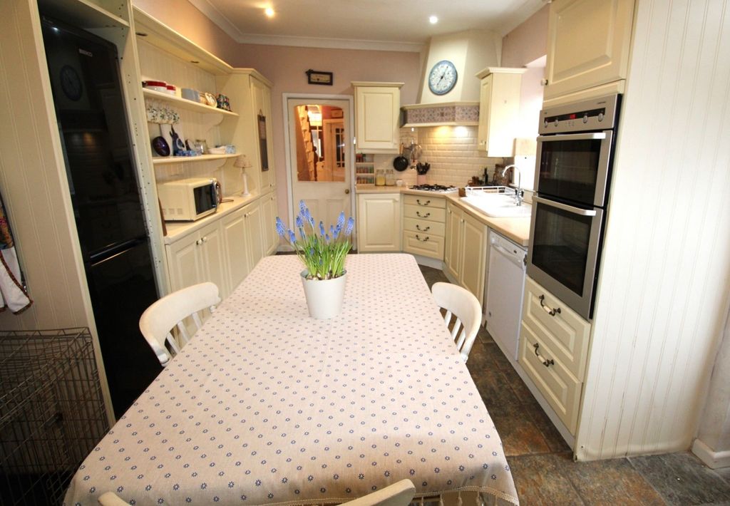 Property photo 1 of 32 Main Image