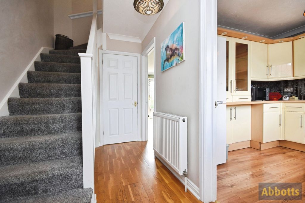 Property photo 2 of 18 Pbox-Img.Jpg