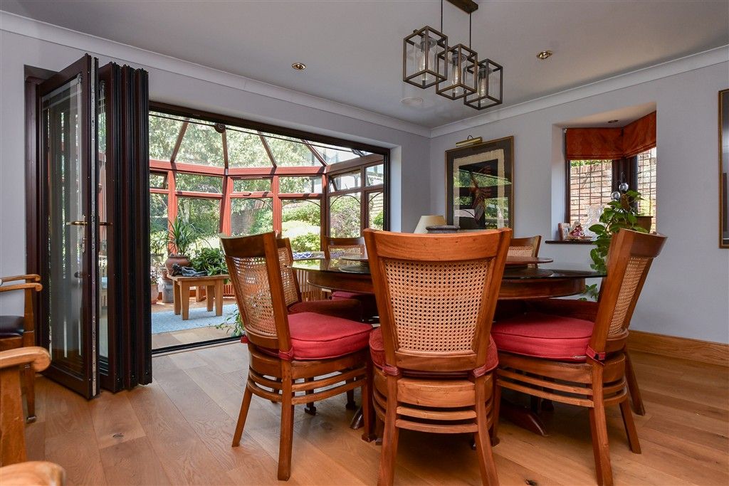 Property photo 3 of 18 Dining Room