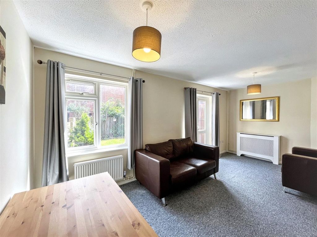 Property photo 3 of 10 Img_8778.Jpg