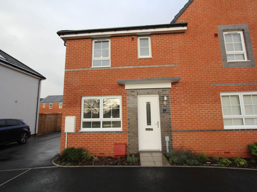 Property photo 1 of 10 Front