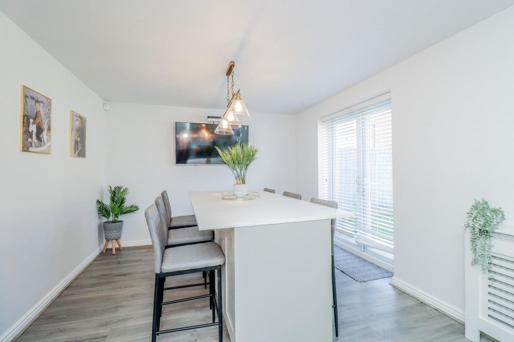 Property photo 3 of 32 Open Plan Kitchen/ Diner