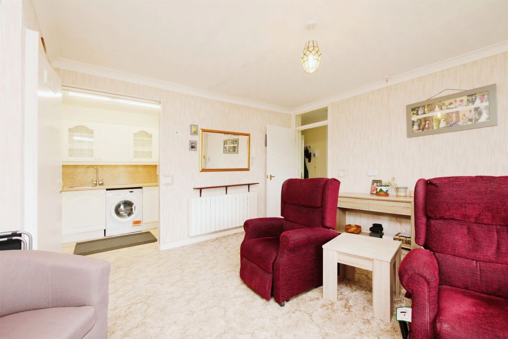Property photo 1 of 20