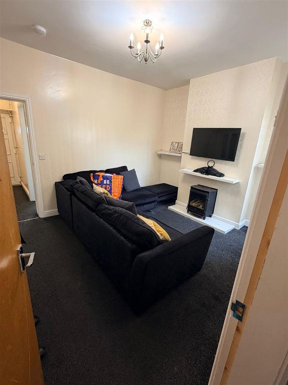 Property photo 2 of 11 Whatsapp Image 2026-03-12 At 15.47.35.Jpeg