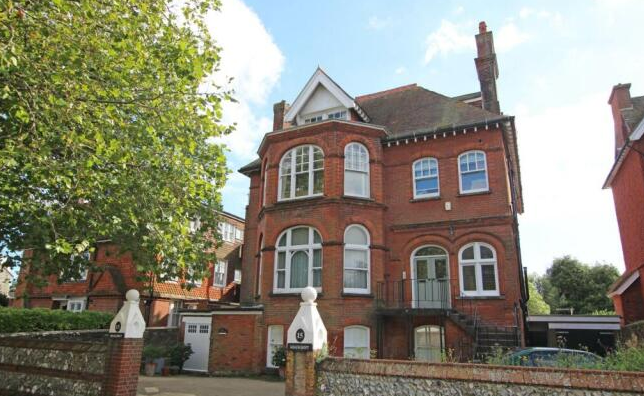 Property photo 1 of 1