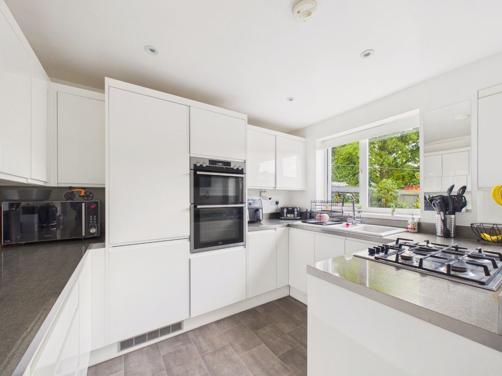 Property photo 2 of 21 4862566