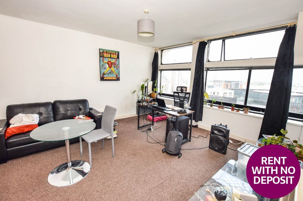 Property photo 1 of 14 Picture No. 12