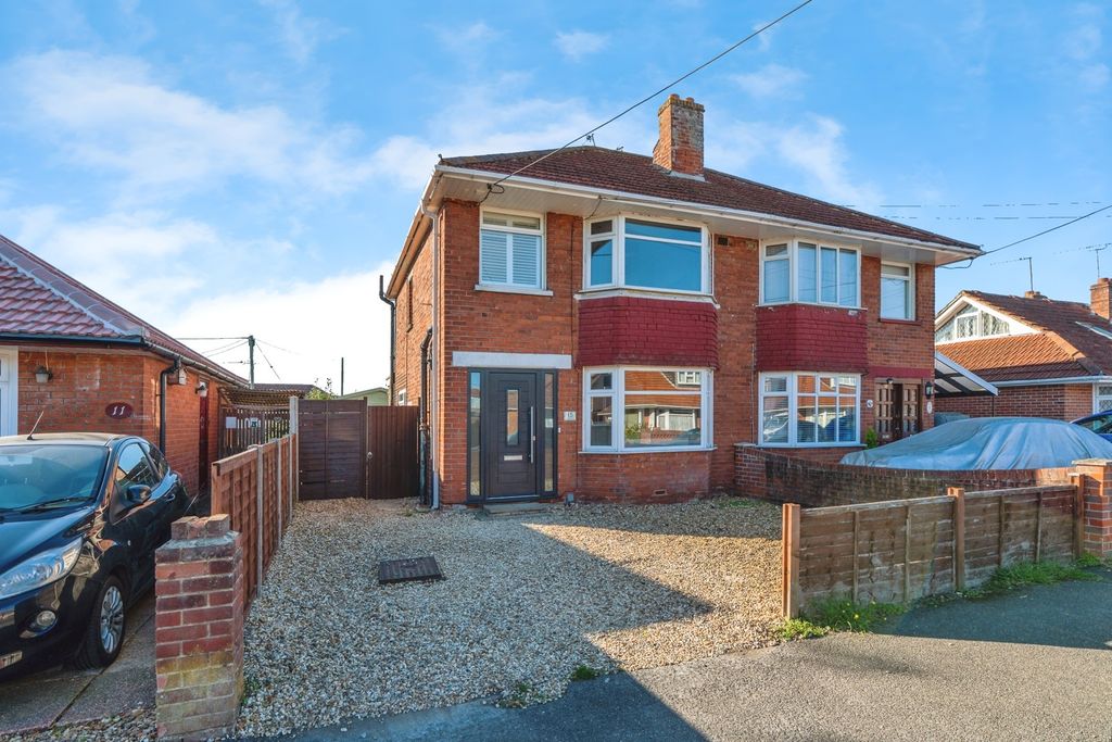 Property photo 1 of 17 Photo