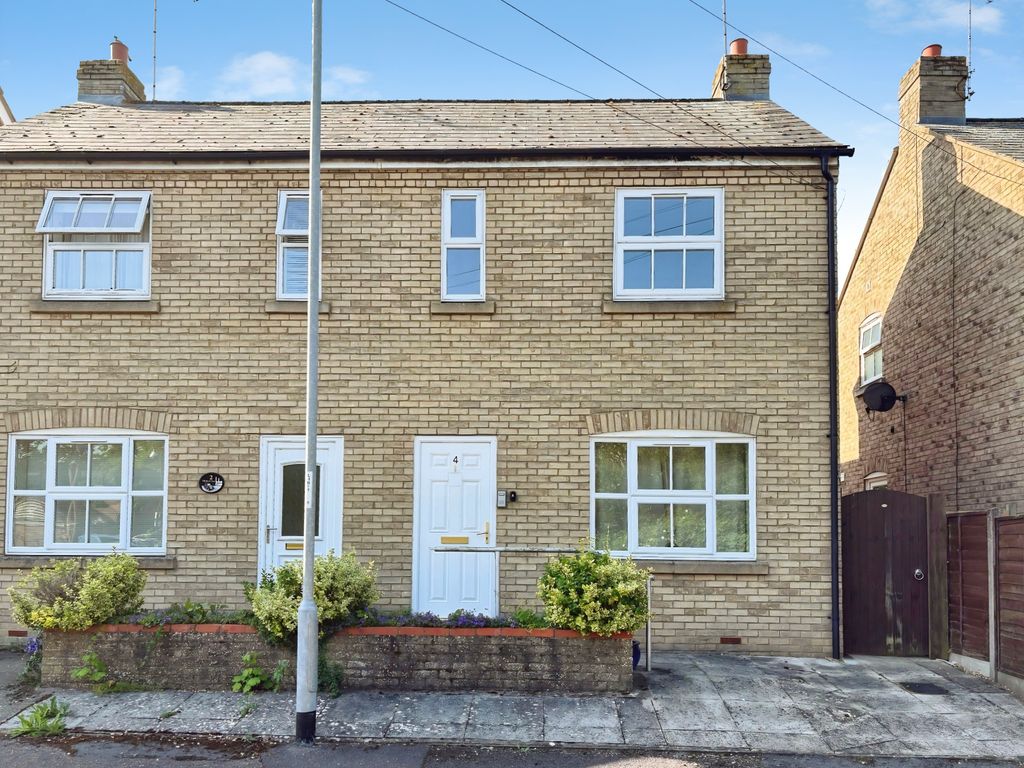 Property photo 1 of 10