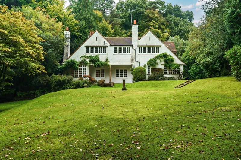Property photo 1 of 34 Photo 8