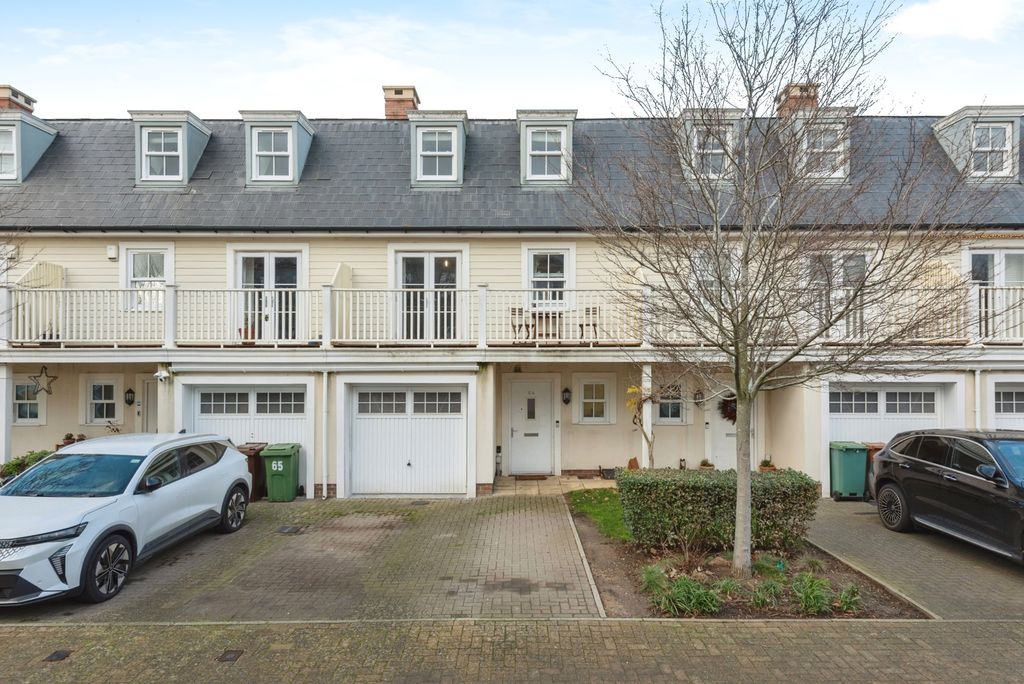 Property photo 1 of 20 Front