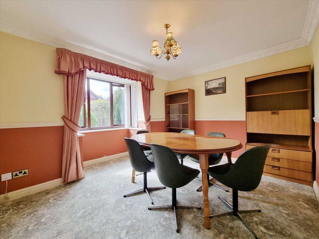 Property photo 3 of 13 Dining Room: