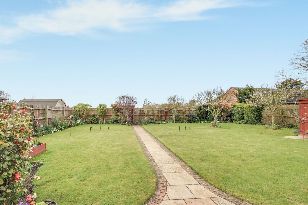 Property photo 3 of 18