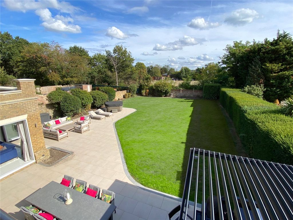 Property photo 2 of 18 Picture No. 06