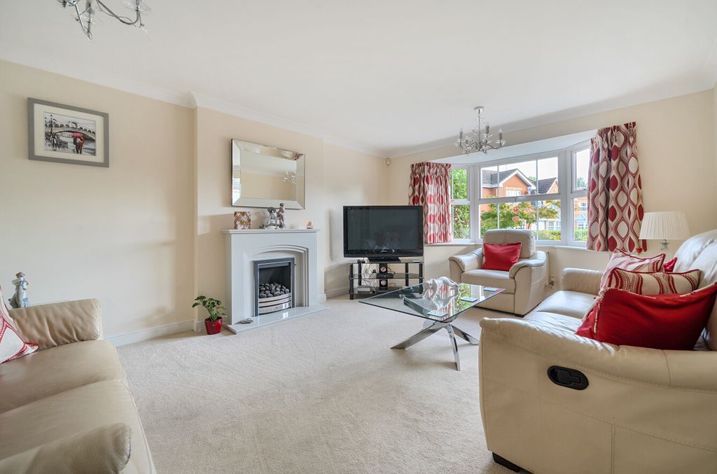 Property photo 2 of 18 1354135-6-68c7d8c...