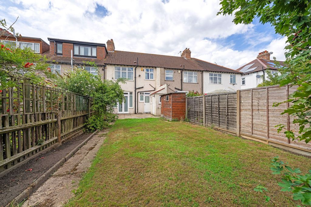 Property photo 2 of 10