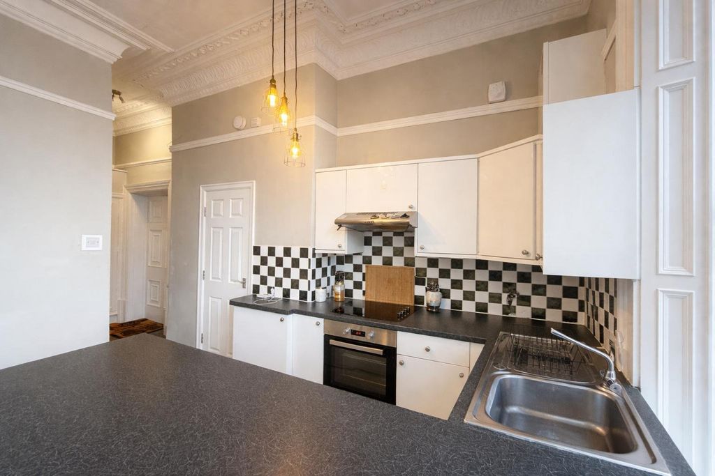 Property photo 3 of 14 Picture No. 28