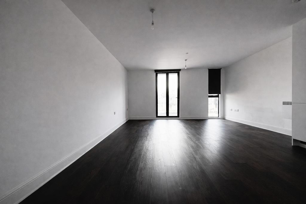 Property photo 2 of 5 Living Room