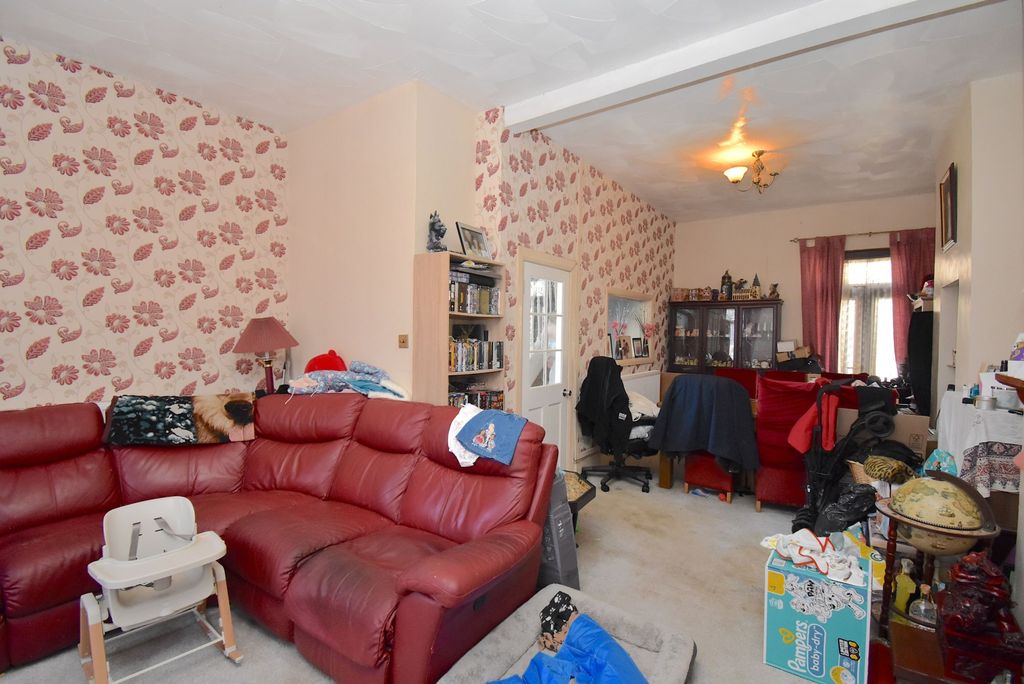 Property photo 3 of 22