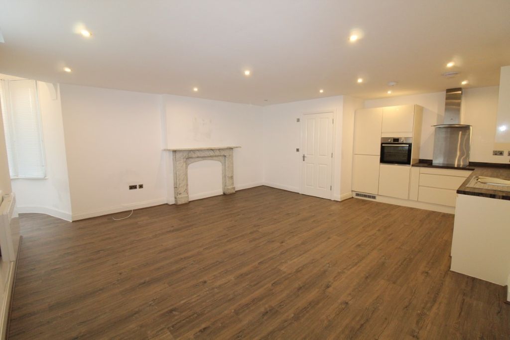 Property photo 3 of 23 Reception/Kitchen Area