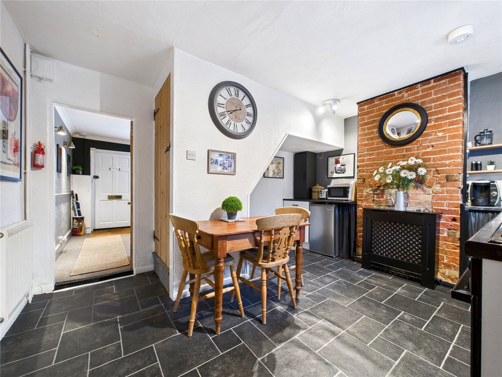 Property photo 3 of 15 Picture No. 02