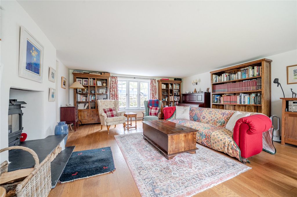 Property photo 3 of 25 Uplands House