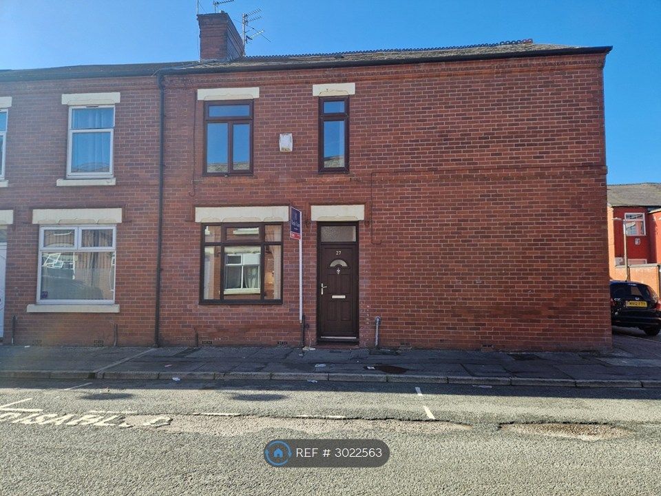 Property photo 1 of 11