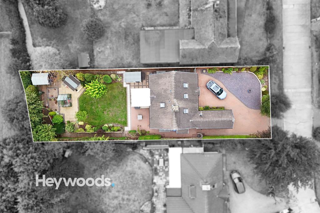 Property photo 2 of 36